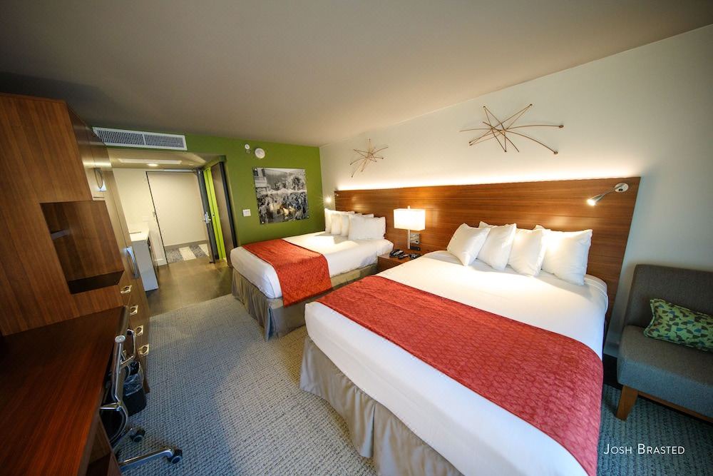 Photo of Bedroom in Freret