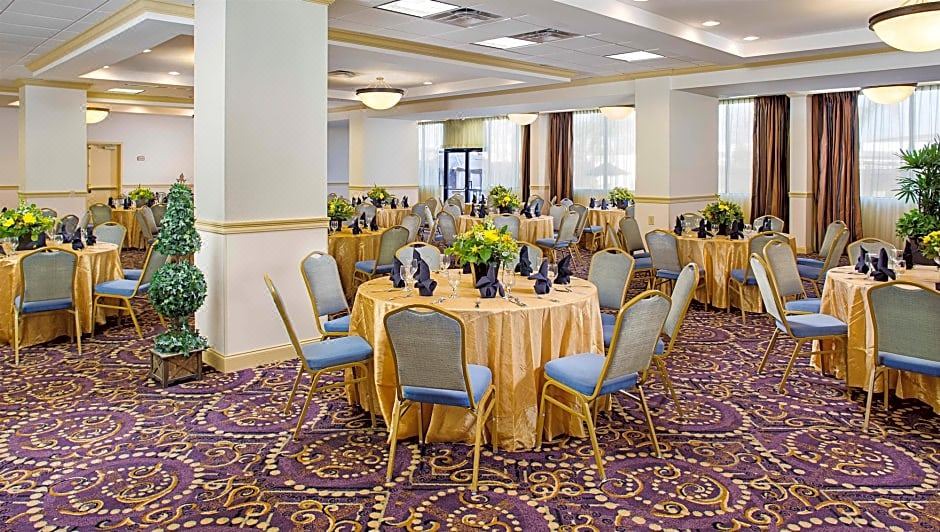 Photo of Livingroom in Kenner - Louis Armstrong International Airport
