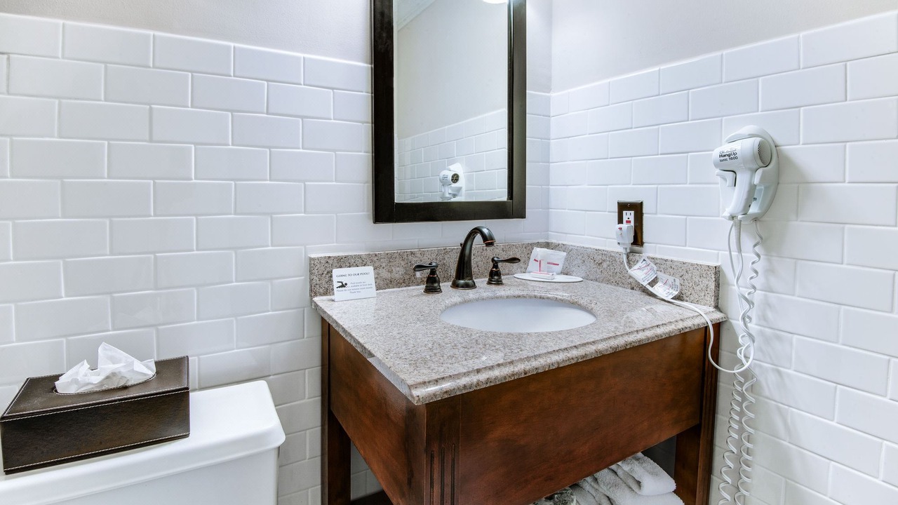 Photo of Bathroom in Metairie