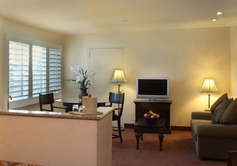 Photo of Livingroom in Simi Valley