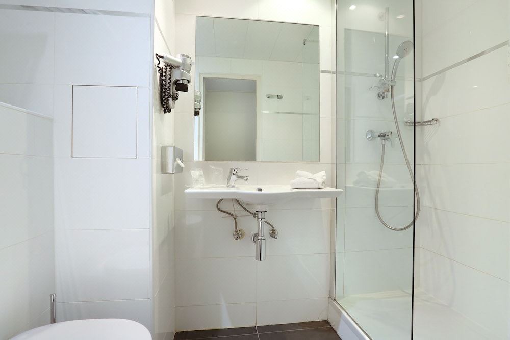 Photo of Bathroom in Grenelle