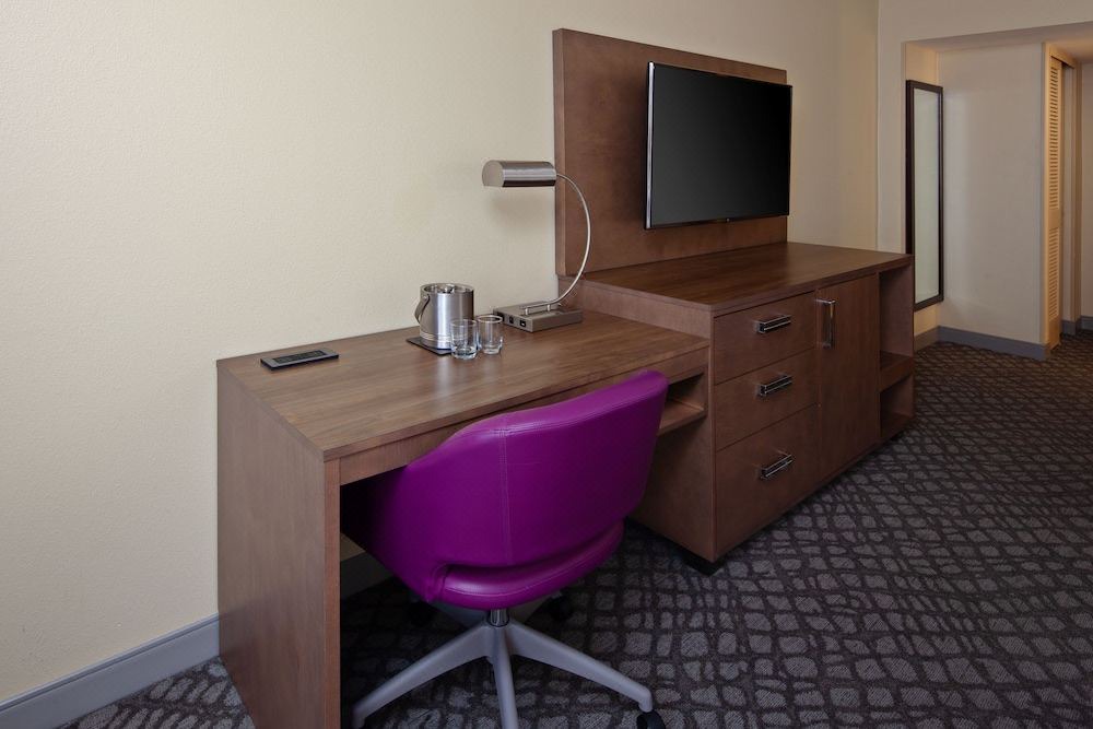 Photo of Livingroom in Kenner - Louis Armstrong International Airport
