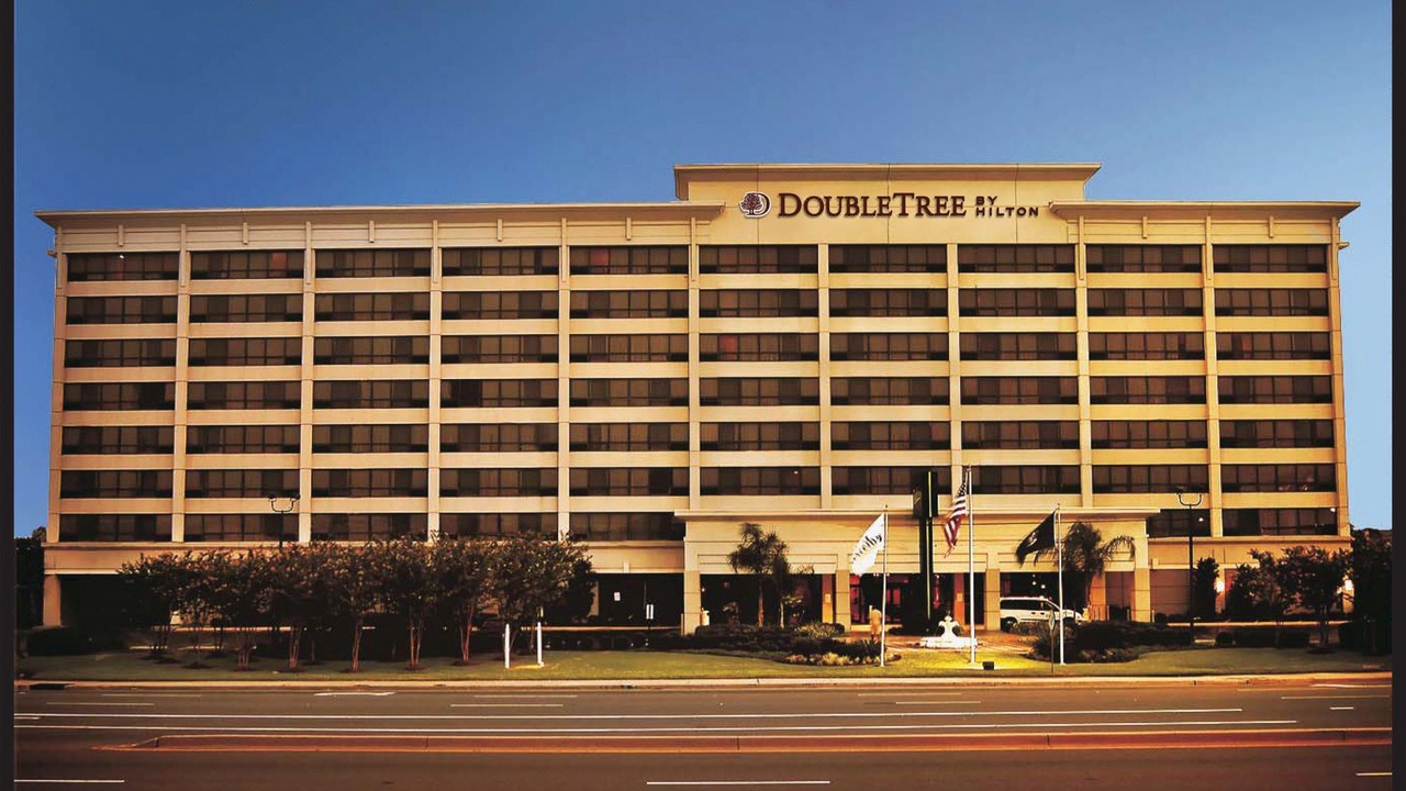 Photo of Buildings in Kenner - Louis Armstrong International Airport