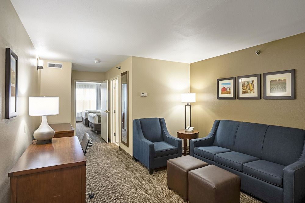 Photo of Livingroom in Independence