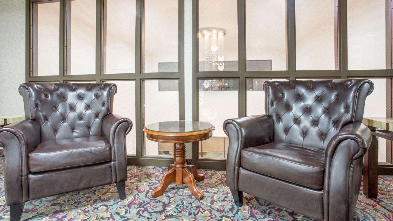 Photo of Livingroom in Ashwaubenon