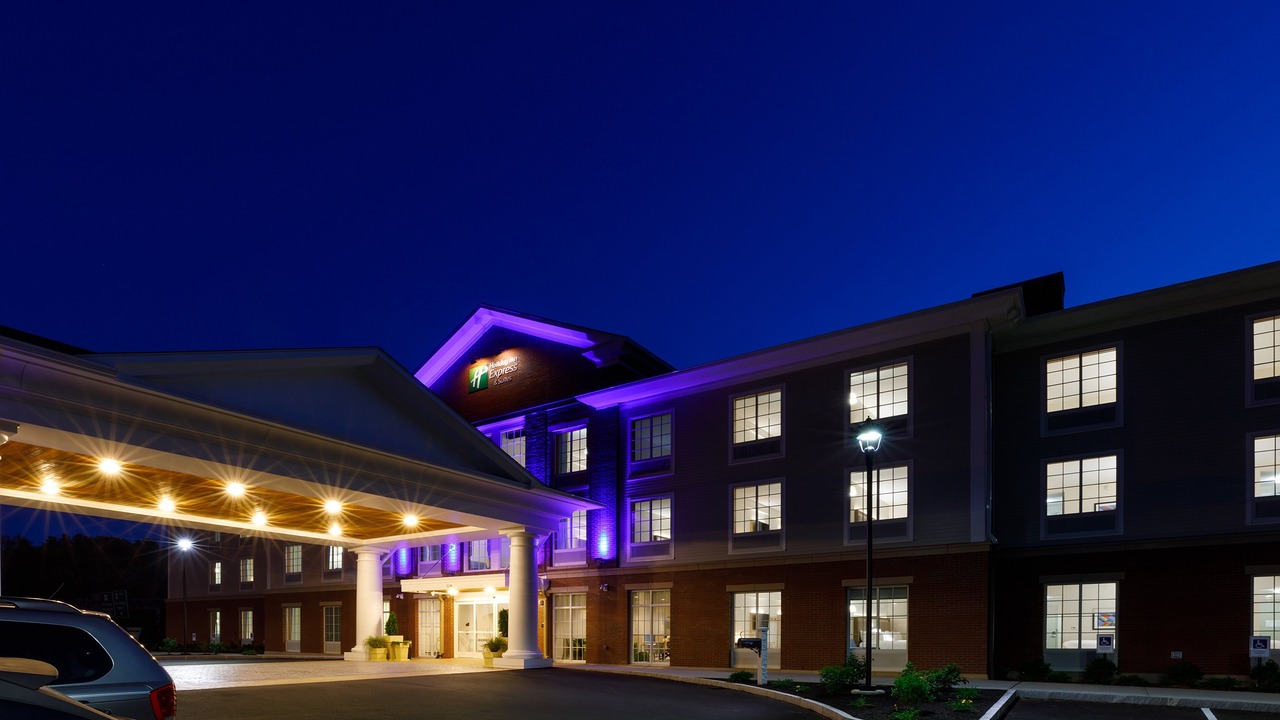 Photo of Buildings in Sturbridge