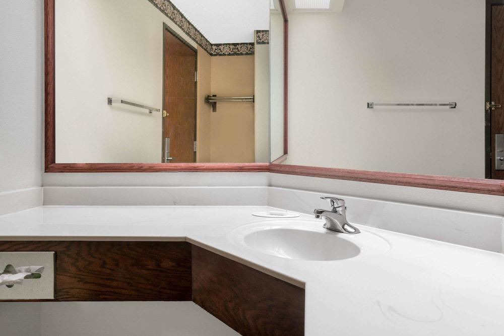 Photo of Bathroom in Onalaska