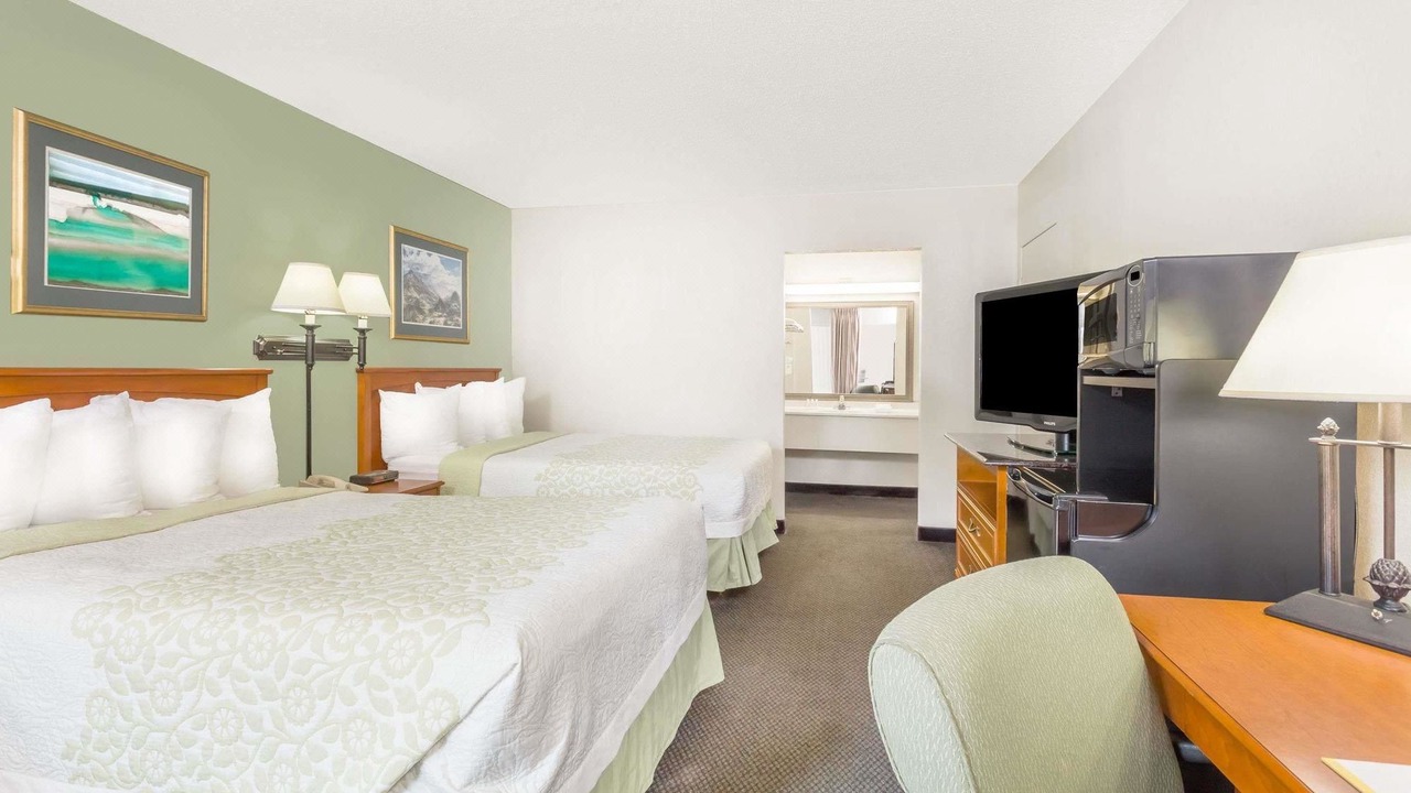 Photo of Bedroom in Cedar Falls