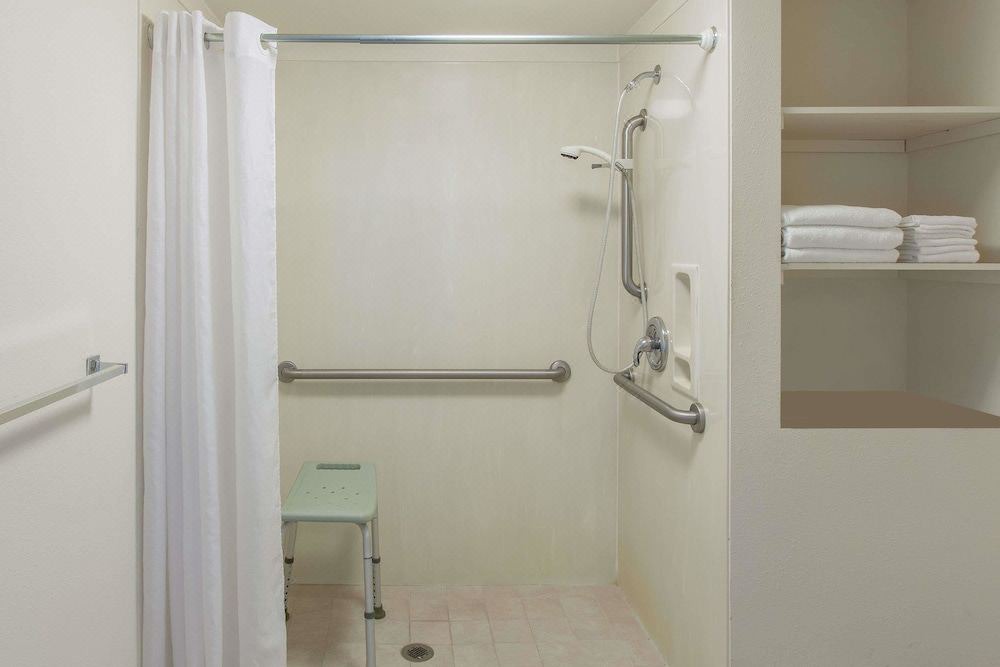 Photo of Bathroom in Camarillo