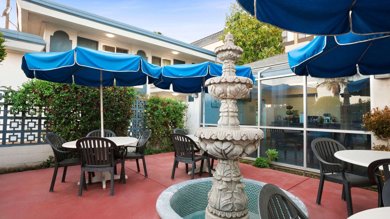 Photo of Patio Balcony in Oleander - Sunset