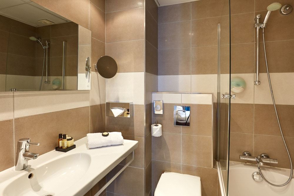 Photo of Bathroom in Grenelle