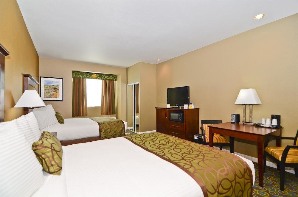 Photo of Bedroom in California City