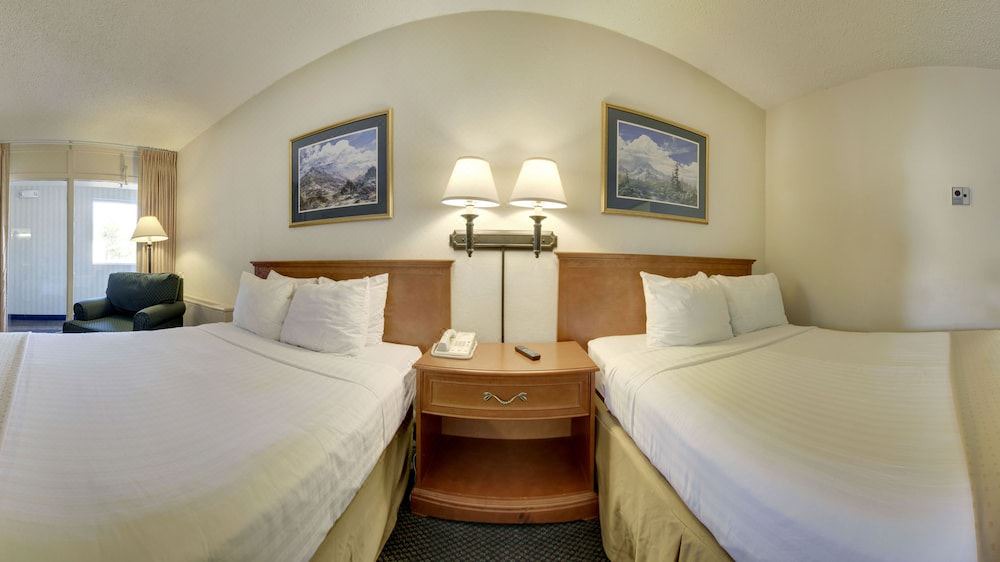 Photo of Bedroom in Cedar Falls