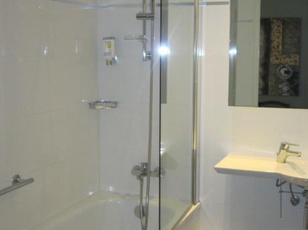 Photo of Bathroom in Grenelle