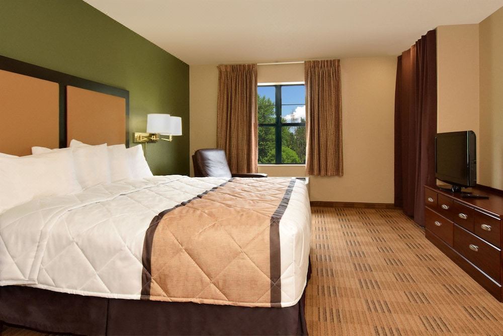 Photo of Bedroom in Santa Susana