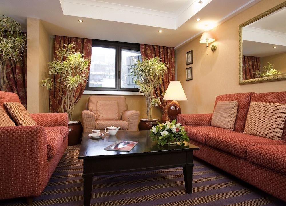 Photo of Livingroom in Le Chesnay