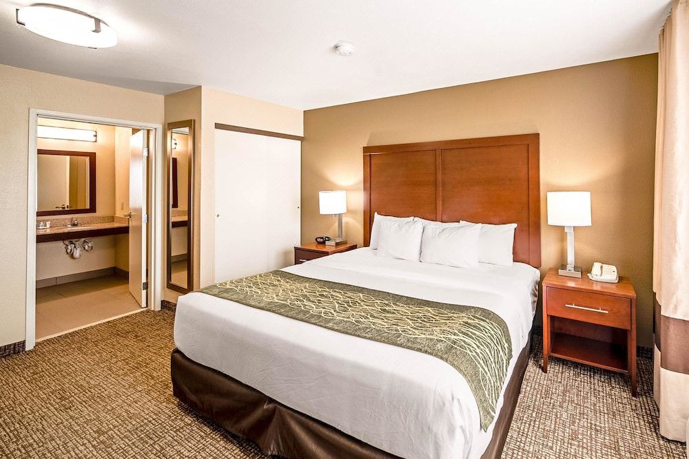 Photo of Bedroom in Independence