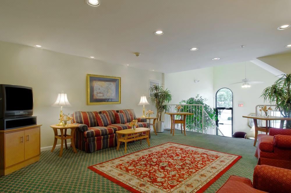 Photo of Livingroom in Santa Barbara
