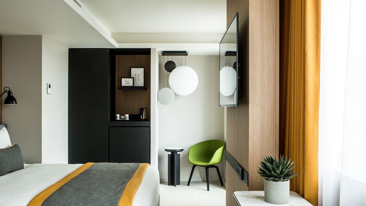 Photo of Bedroom in 17th Arrondissement