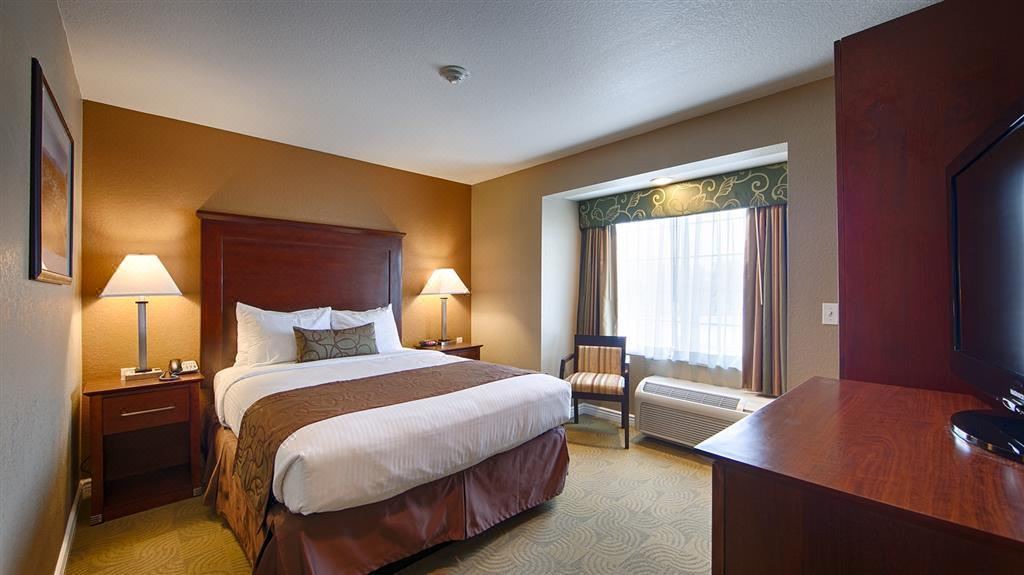 Photo of Bedroom in California City