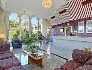 Photo of Livingroom in Oleander - Sunset