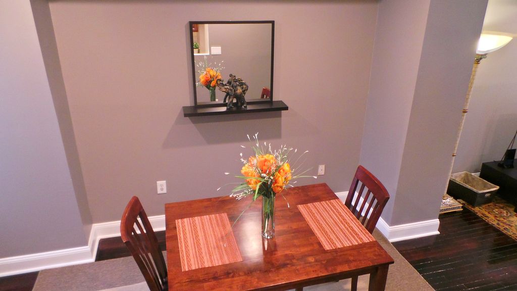 Photo of Livingroom in Hill East