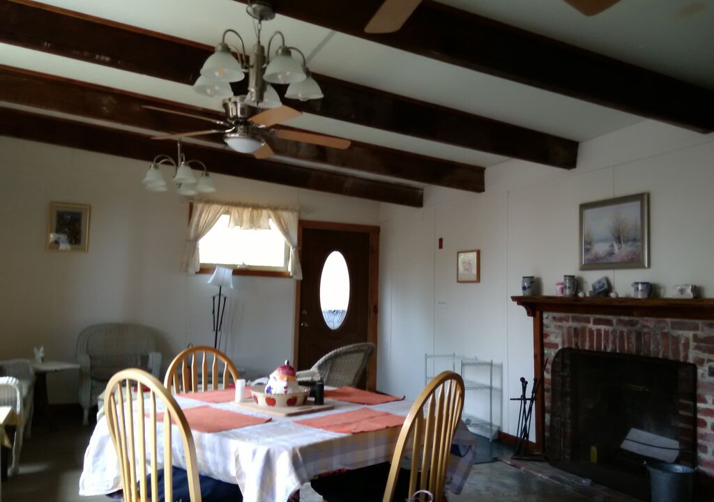 Photo of Livingroom in Truro