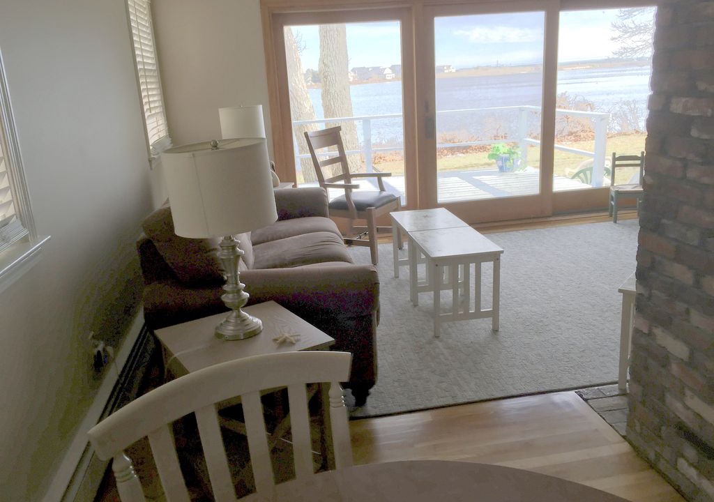 Photo of Livingroom in Falmouth Heights