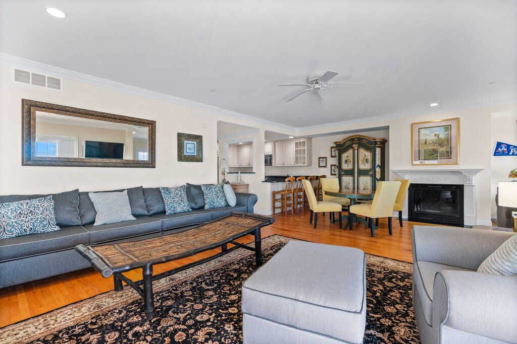 Photo of Livingroom in Falmouth Heights