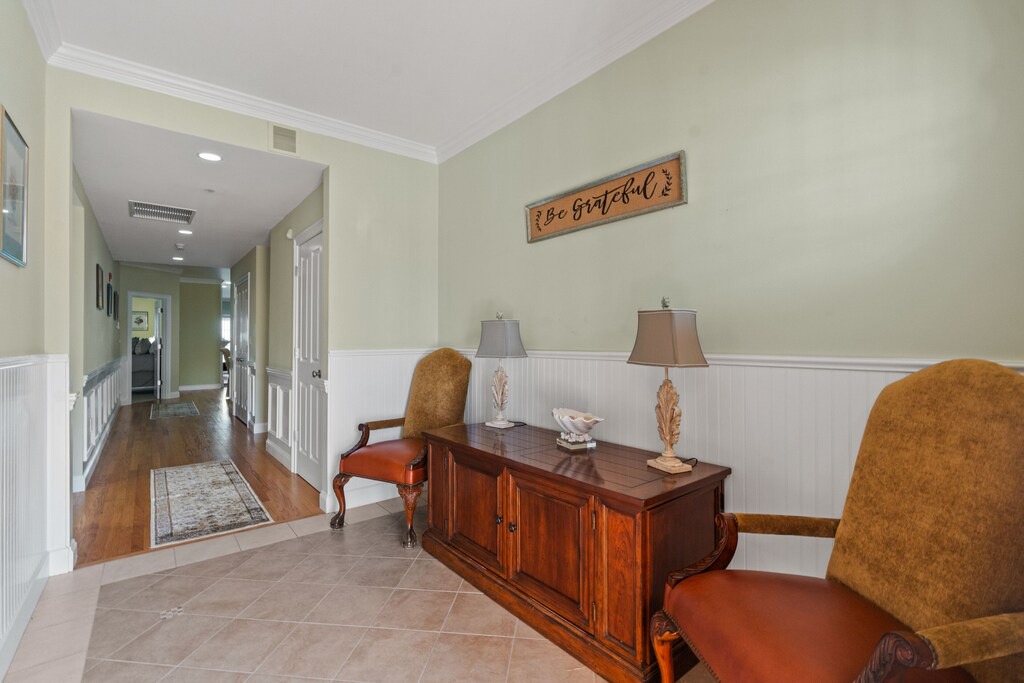 Photo of Livingroom in Falmouth Heights