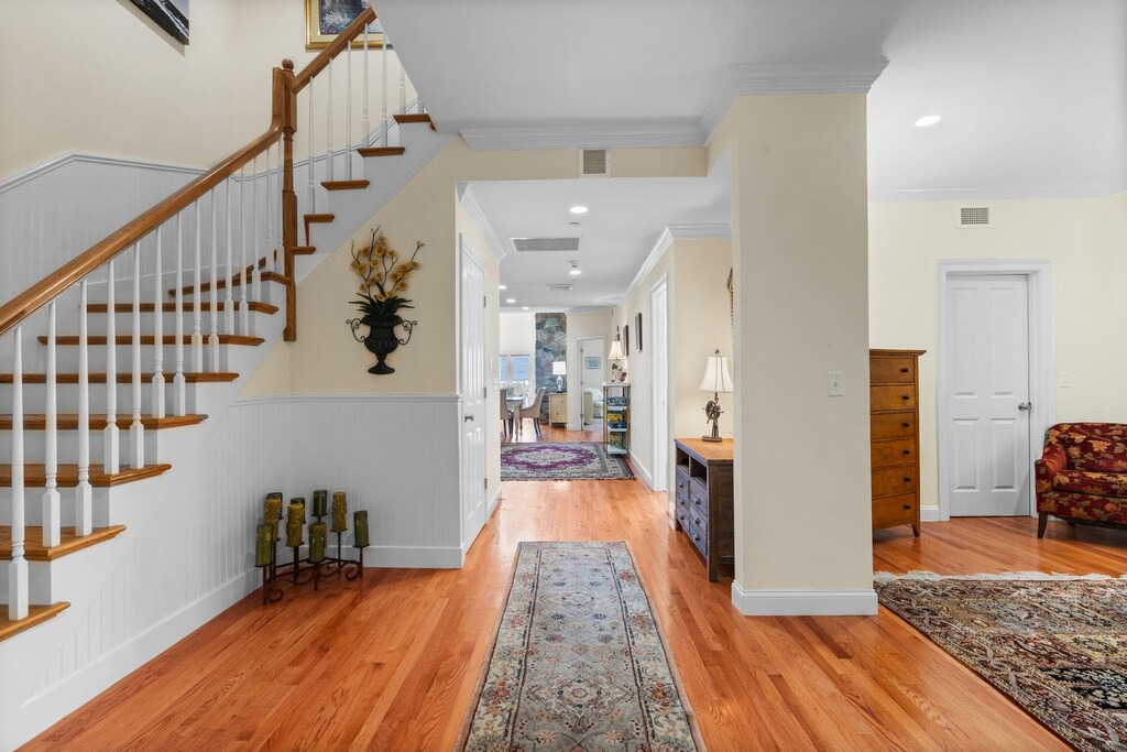 Photo of Livingroom in Falmouth Heights