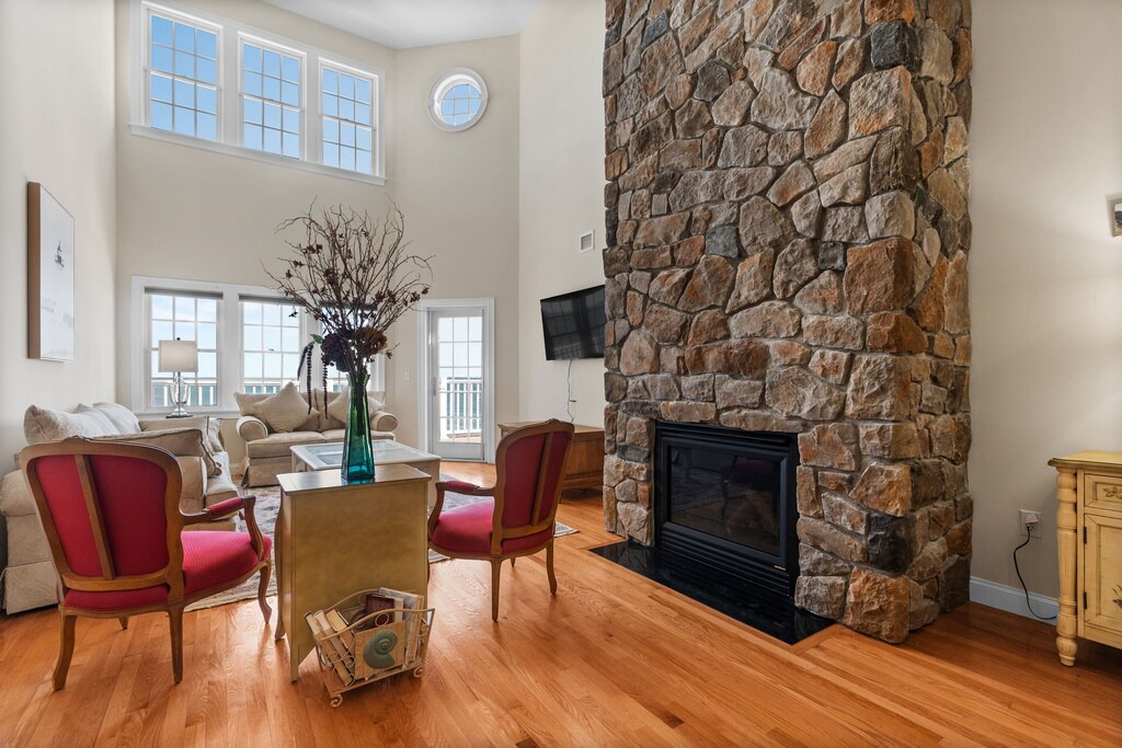Photo of Livingroom in Falmouth Heights