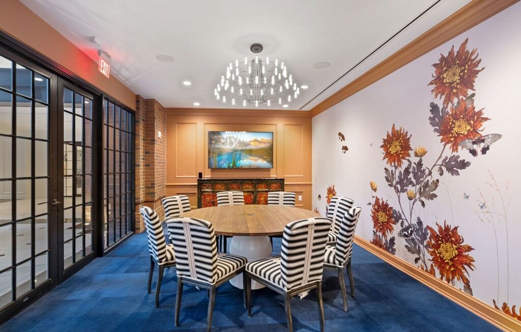 Photo of Livingroom in Hill East