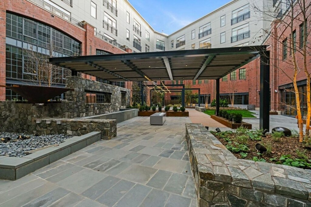 Photo of Buildings in Hill East