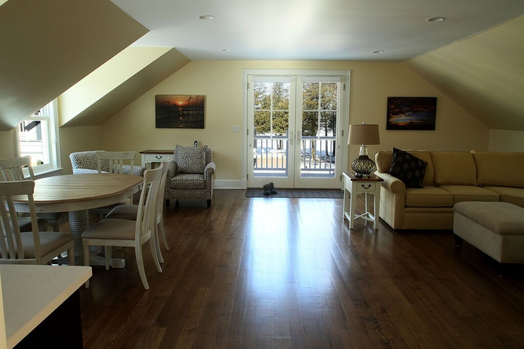 Photo of Livingroom in Egg Harbor