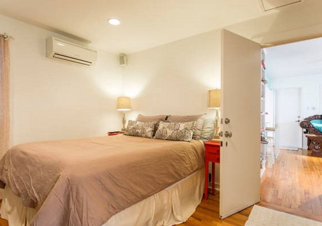 Photo of Bedroom in Venice Canals
