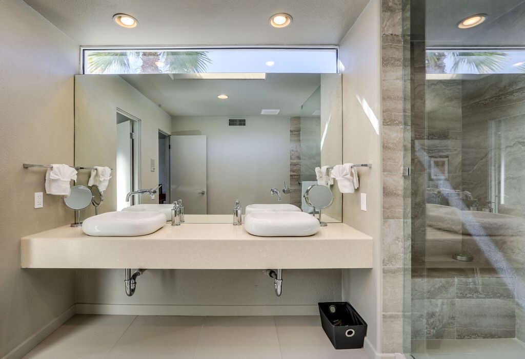 Photo of Bathroom in Chino Canyon