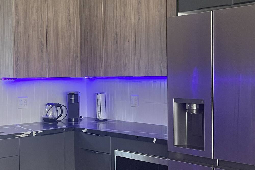 Photo of Kitchen in Valley Glen