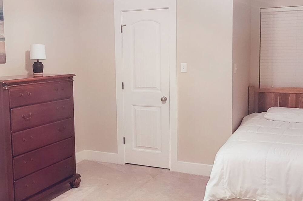 Photo of Bedroom in Gonzales