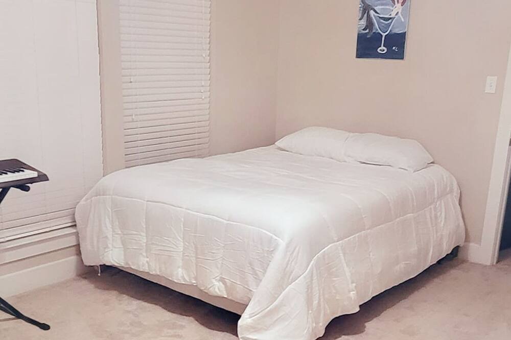 Photo of Bedroom in Gonzales