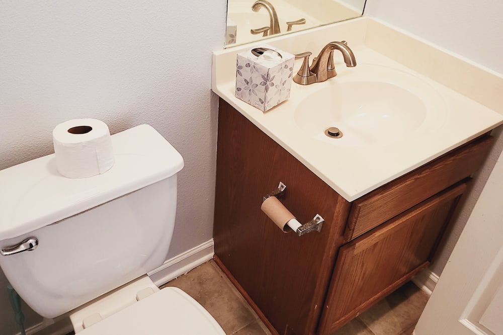 Photo of Bathroom in Sunshine