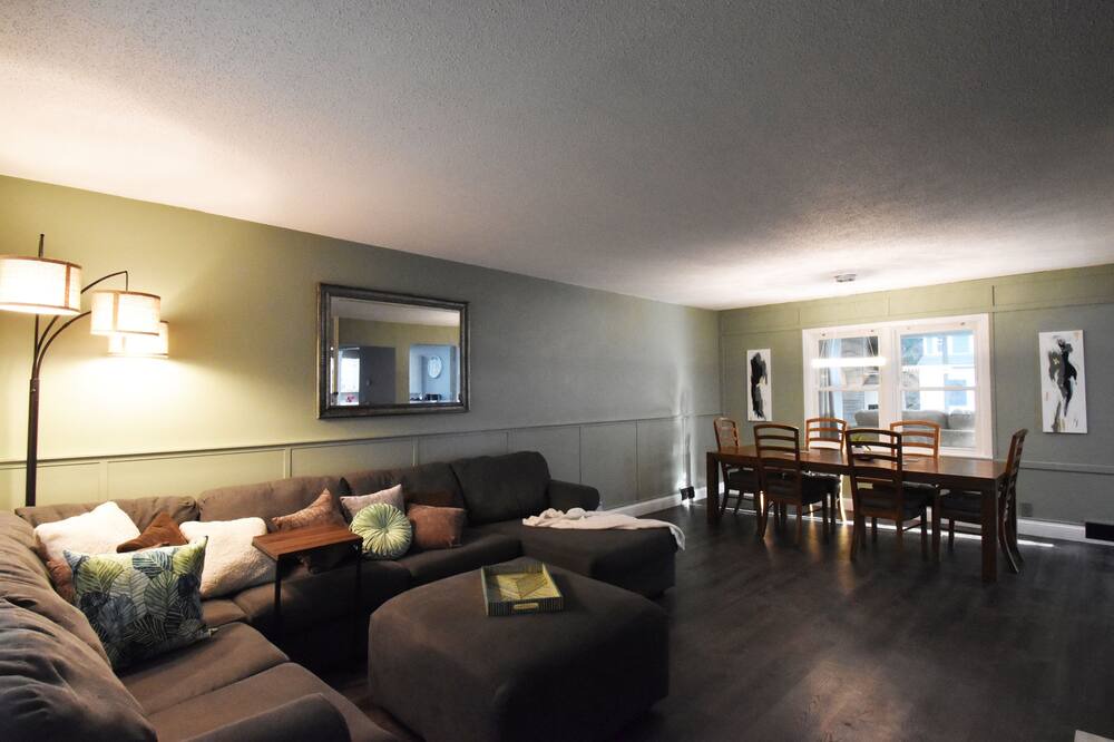 Photo of Livingroom in Rochester