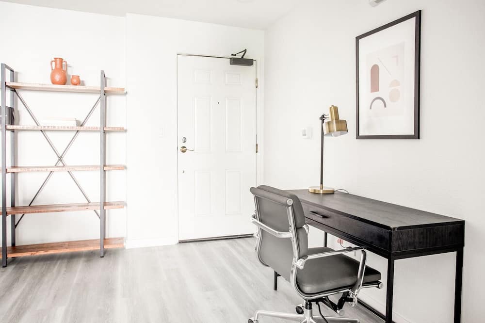 Photo of Bedroom in Mar Vista