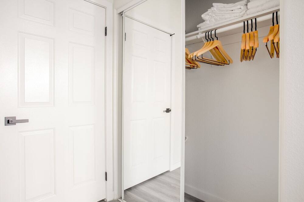 Photo of Bedroom in Mar Vista