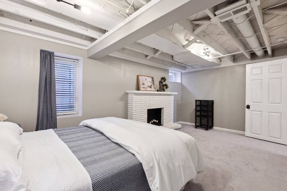 Photo of Bedroom in Woodland