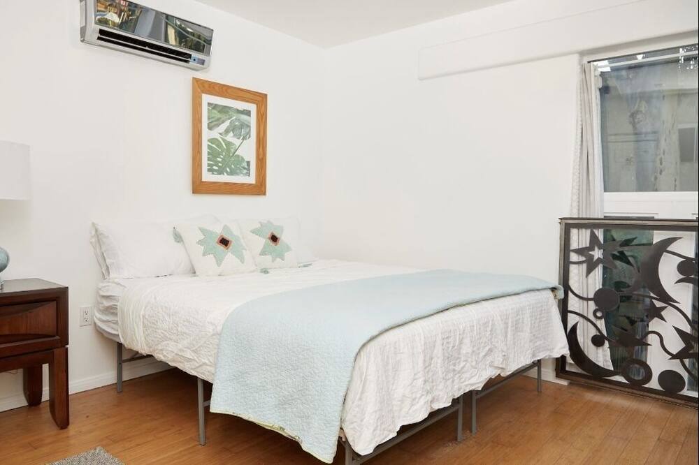 Photo of Bedroom in Ocean Park