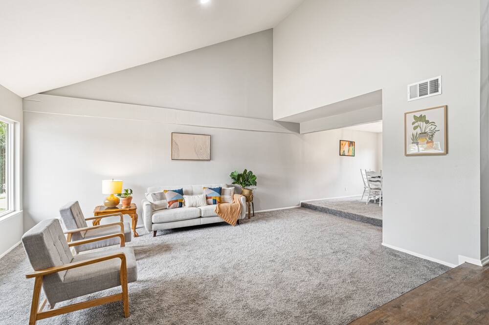 Photo of Livingroom in Camarillo