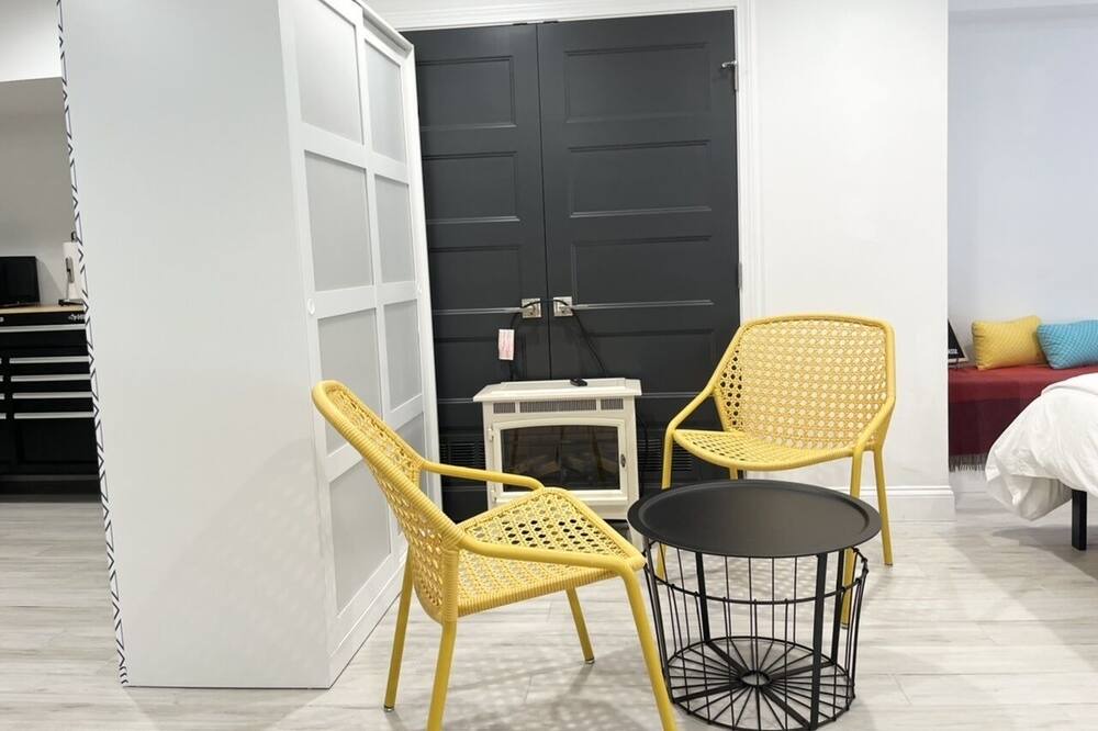Photo of Bedroom in Porter Square