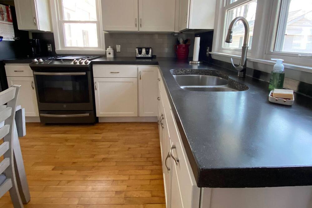 Photo of Kitchen in King