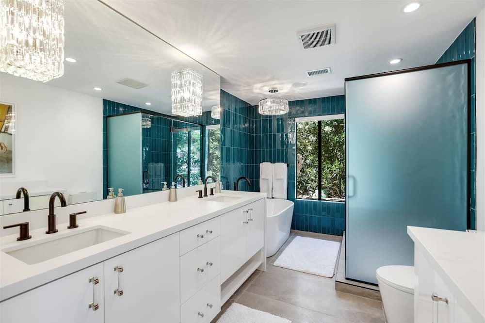 Photo of Bathroom in Chino Canyon